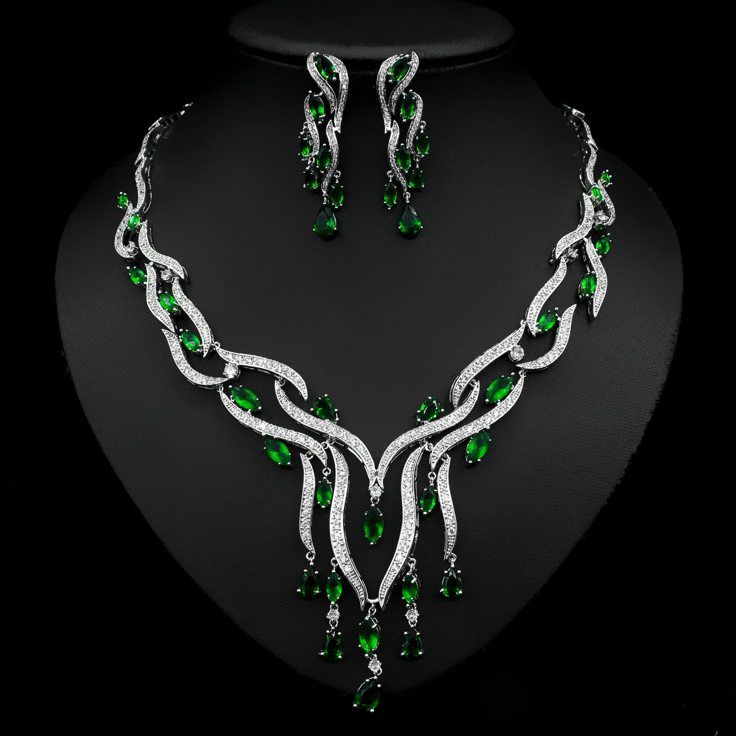 New Crystal Jewelry Zircon Jewelry Set with Tassel Pendant